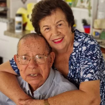 124068 Vida dedicada ao amor e companheirismo
