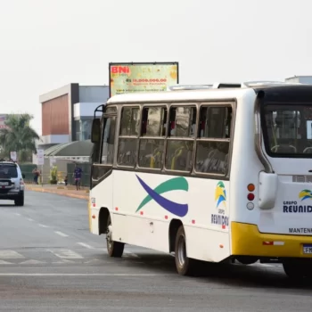 124359 Defensoria rebate prefeitura e aguarda decisão para ampliar horário de ônibus