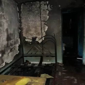 123646 Bombeiros apagam incêndio em apartamento