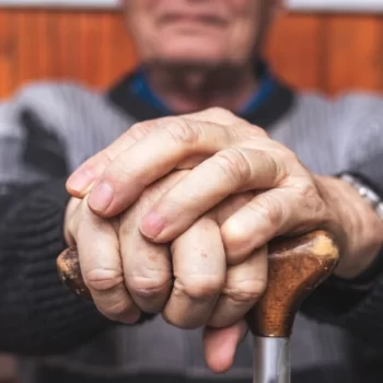 123968 Proposta debate medidas protetivas para idosos e pessoas com deficiência