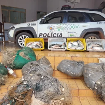 123273 Pescador amador é surpreendido utilizando material não permitido