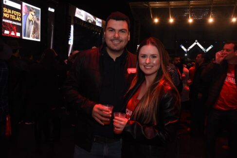 Caio Leite e Fernanda Lopes percorrem o Brasil em grandes eventos. Recentemente o jovem casal prestigiou o Rodeio de Americana em badalado camarote e clima de romance Casal é presença em grandes eventos