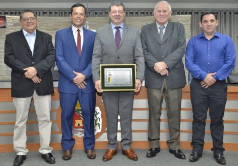 SEGUNDA Médico do Hospital de Amor recebe título de cidadão honorário