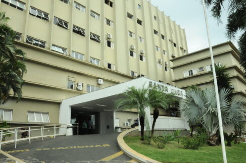 Santa Casa Compareceu no Plantão Policial de Barretos, uma mulher declarando o falecimento de sua mãe, a vítima Filismina Maria da Conceição, 66 anos, na Santa Casa de Barretos.