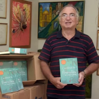 104213 Academia lança nova coletânea de autores barretenses