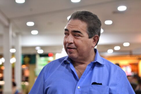 O empreendedor Sérgio Gomes festeja hoje, mais um ano de vida e ganha homenagem de toda a equipe do North Shopping Barretos. “Um homem que acreditou em nossa cidade e trouxe para cá o North Shopping, um shopping digno de uma Barretos que respira progresso. Parabéns!”, declara o gerente geral Ricardo Martins Marques Parabéns, Sérgio Gomes!