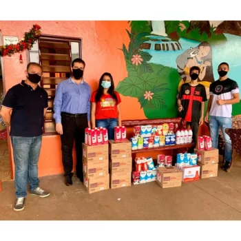 118440 Campanha de doação de leite para a Casa Vovô Antônio