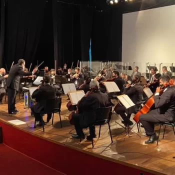103812 Concerto da Orquestra marca reabertura do Cine Barretos