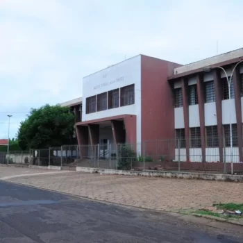 92454 Centro Paula Souza sinaliza para Fatec provisória na escola Estadão
