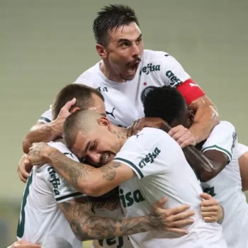 103054 Paulistas avançam e estão na semifinal da Copa do Brasil