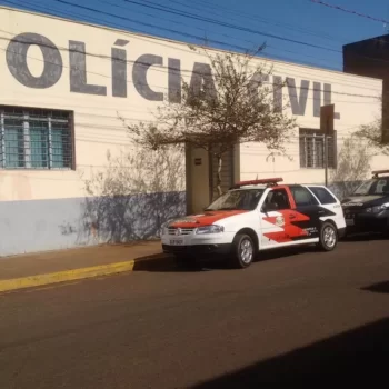 90572 Administrador de empresa procura a polícia e denuncia estelionato