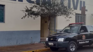 Ladrões invadem residência furtam joias e mais de R$ 10 mil