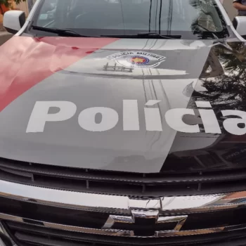 117383 Condutor é autuado em flagrante após acidente