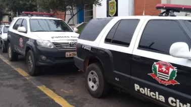 Caminhão é encontrado abandonado sem carga em Colômbia