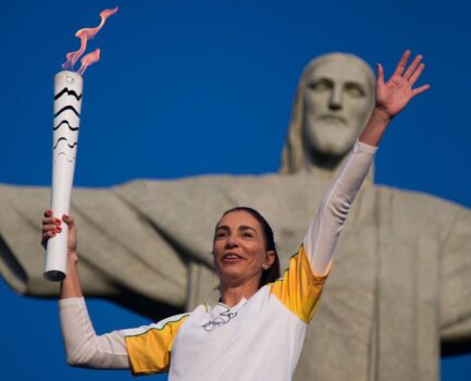 1ca3509a7bc466bd6db41082f07d934b Morre Isabel Salgado, ex jogadora de vôlei