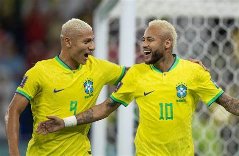 Richarlison e Neymar O Brasil venceu com facilidade a Coreia do Sul na tarde de ontem, em partida realizada no Estádio 974, em Doha.